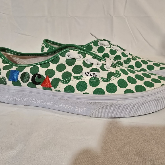 Vans - Museum Of Contemporary Art - Green Polka Dot Sneakers - Picture 4 of 9